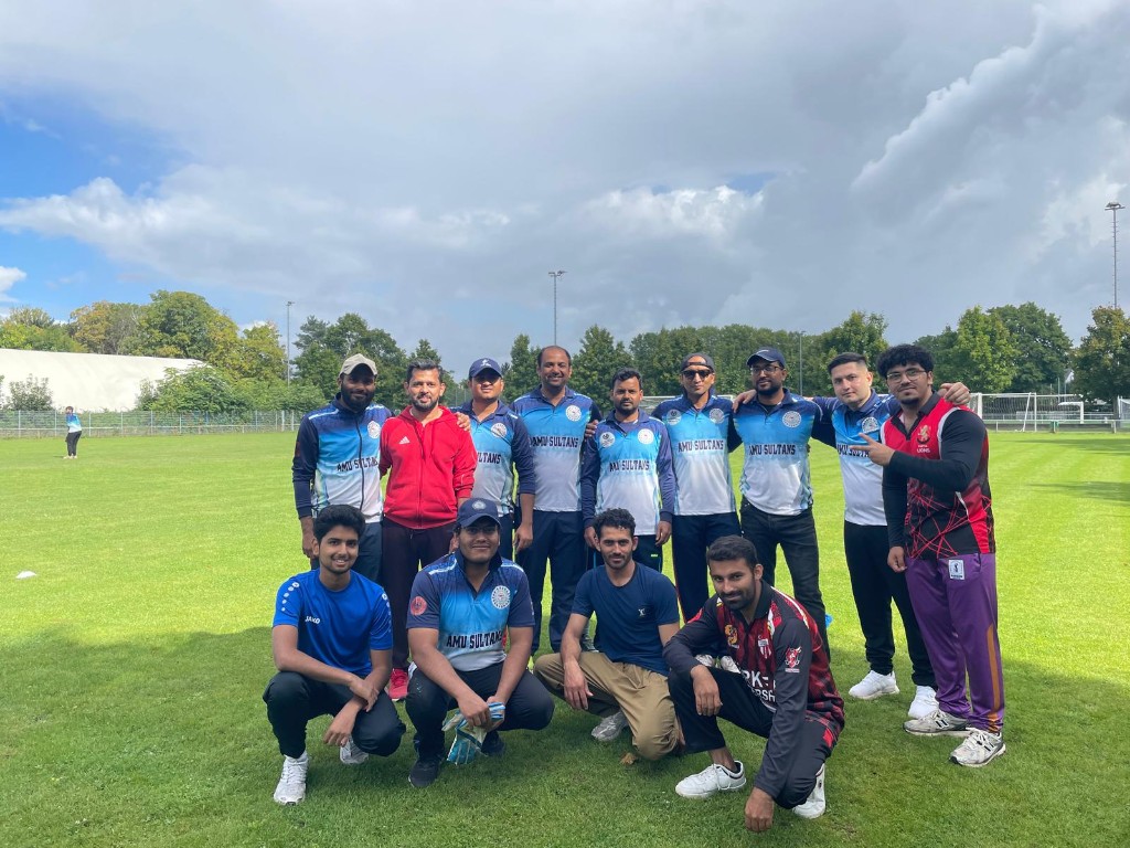 AMU Sultans team photo 3